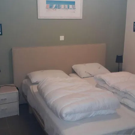 아파트 Rez-de-chaussee Avec Terrasse, Parking, Animaux Acceptes Pres De La - Fr-1-675-15 위머로우