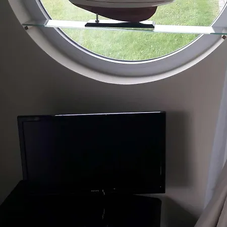 Rez-de-chaussee Avec Terrasse, Parking, Animaux Acceptes Pres De La - Fr-1-675-15 Wimereux